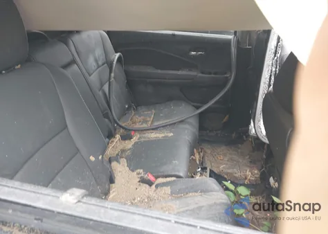 2021 Honda Pilot Awd Special Edition z USA, uszkodzony, nr VIN 5FNYF6H24MB068805